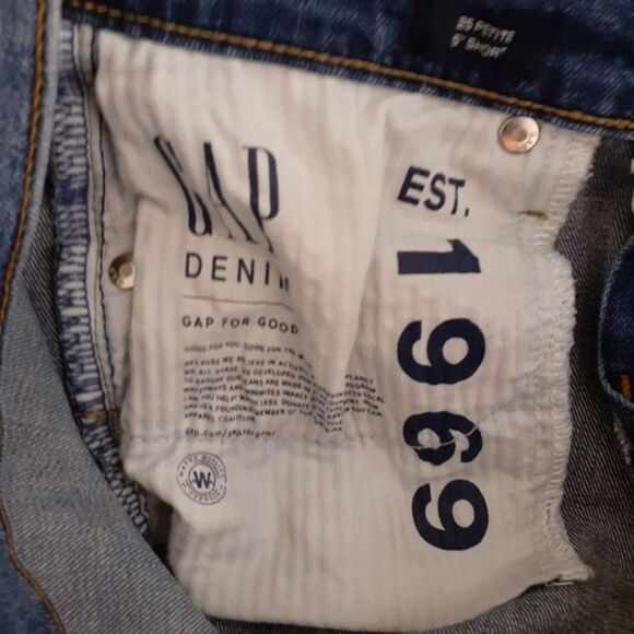 Gap 1969 Denim Jean Shorts cuffed bottom s 25 petite sexy summer distressed - Picture 6 of 8